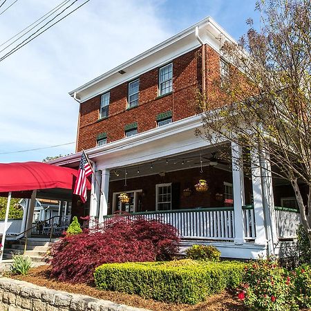 Bed and Breakfast The Henderson à Hendersonville Extérieur photo