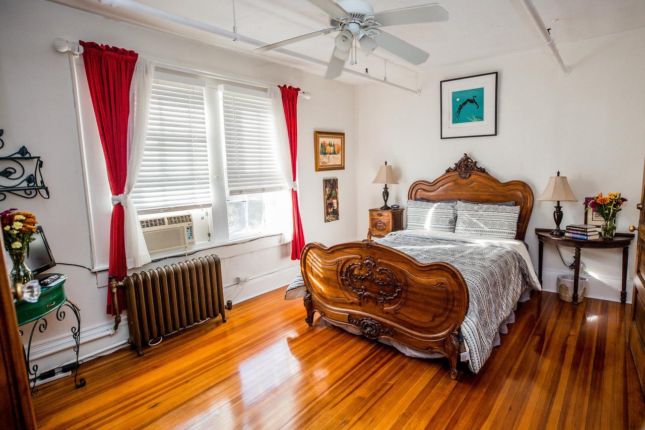 Bed and Breakfast The Henderson à Hendersonville Extérieur photo