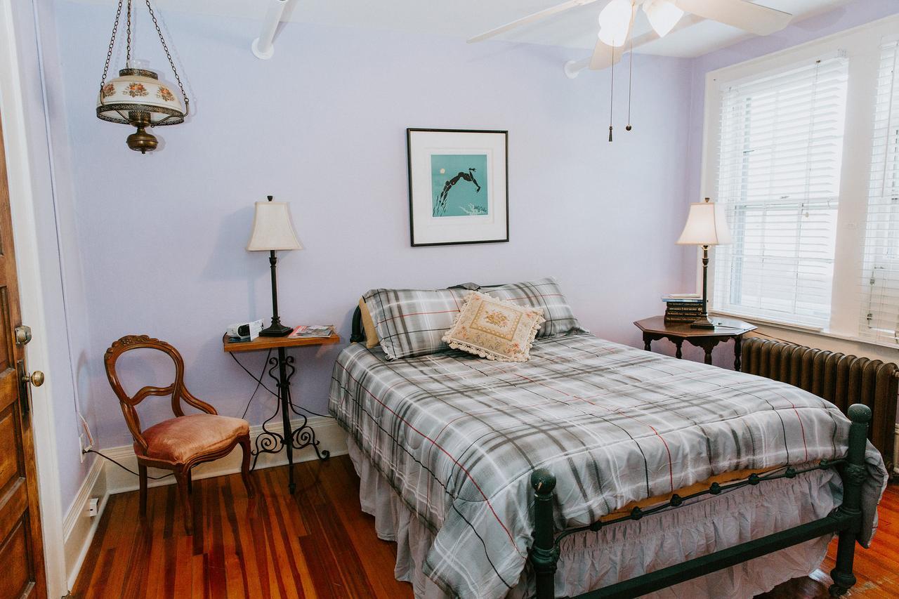 Bed and Breakfast The Henderson à Hendersonville Extérieur photo
